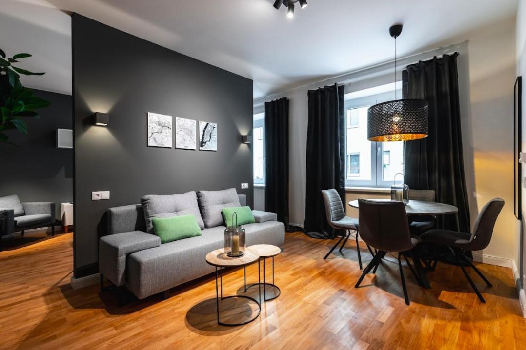 Authentic Apartment Next To Schwedenplatz Vienna Exterior photo